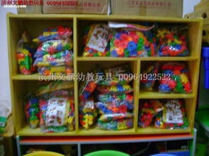 訾宪勇个体经营玩具店 多样塑料玩具热卖促销，厂家直供心动价